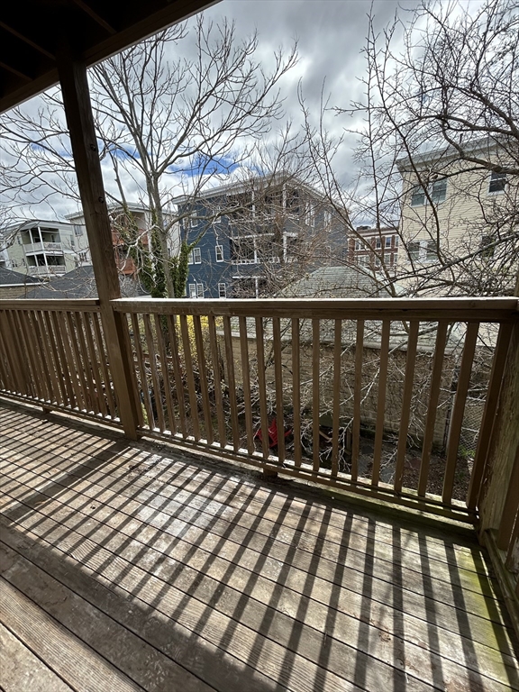 4 bed, 2 bath apartment for rent at 67 Euston Rd Unit 2, Brighton — photo 16 of 17
