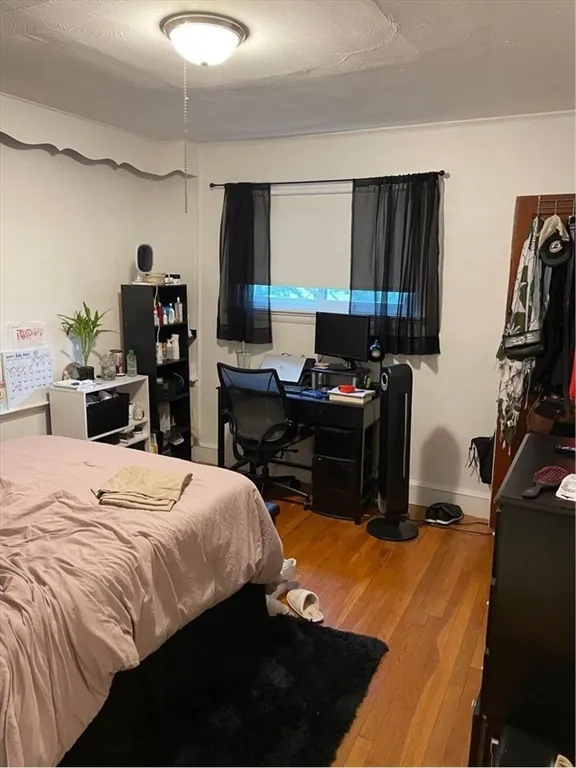 3 bed, 1 bath apartment for rent at 67 Euston Rd Unit 3, Brighton — photo 9 of 16