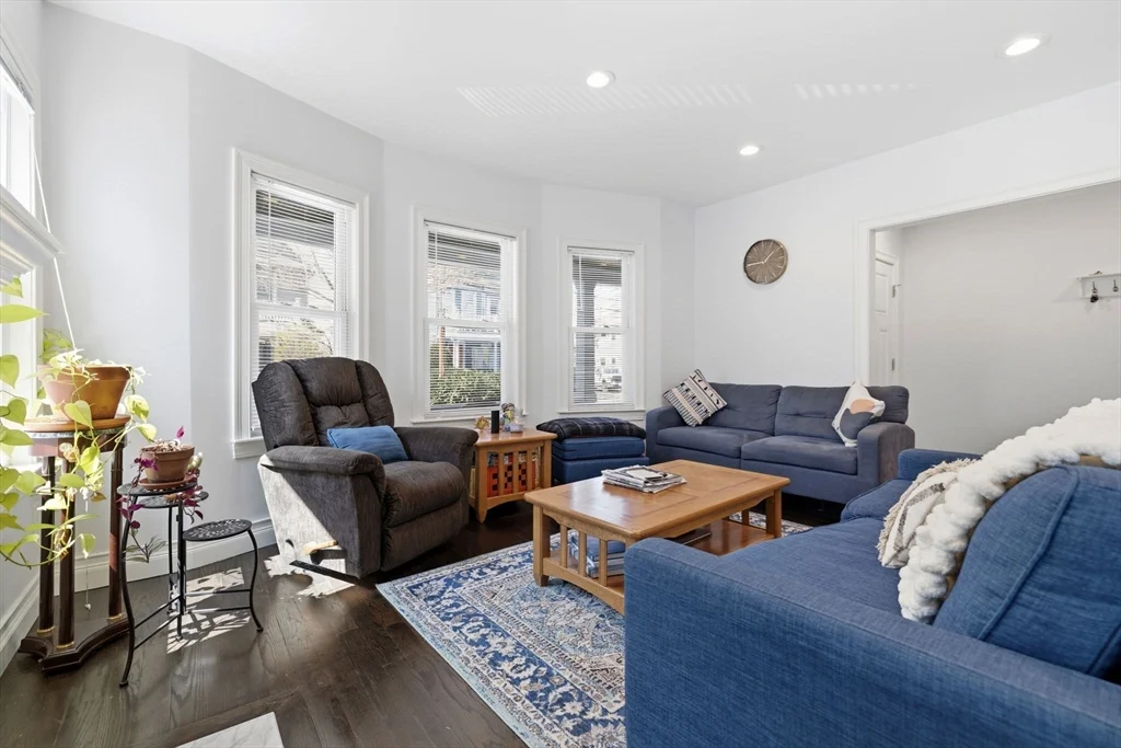 2 bed, 1 bath apartment for rent at 67 Everett St Unit 1, East Arlington — photo 6 of 22