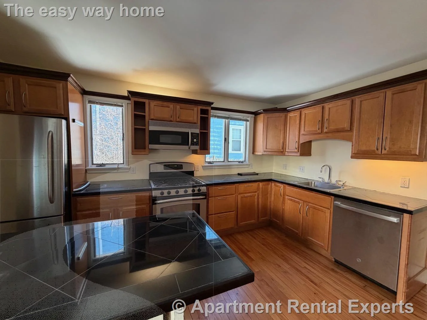 2 bed, 1 bath apartment for rent at 67 Fairfax St, Tufts