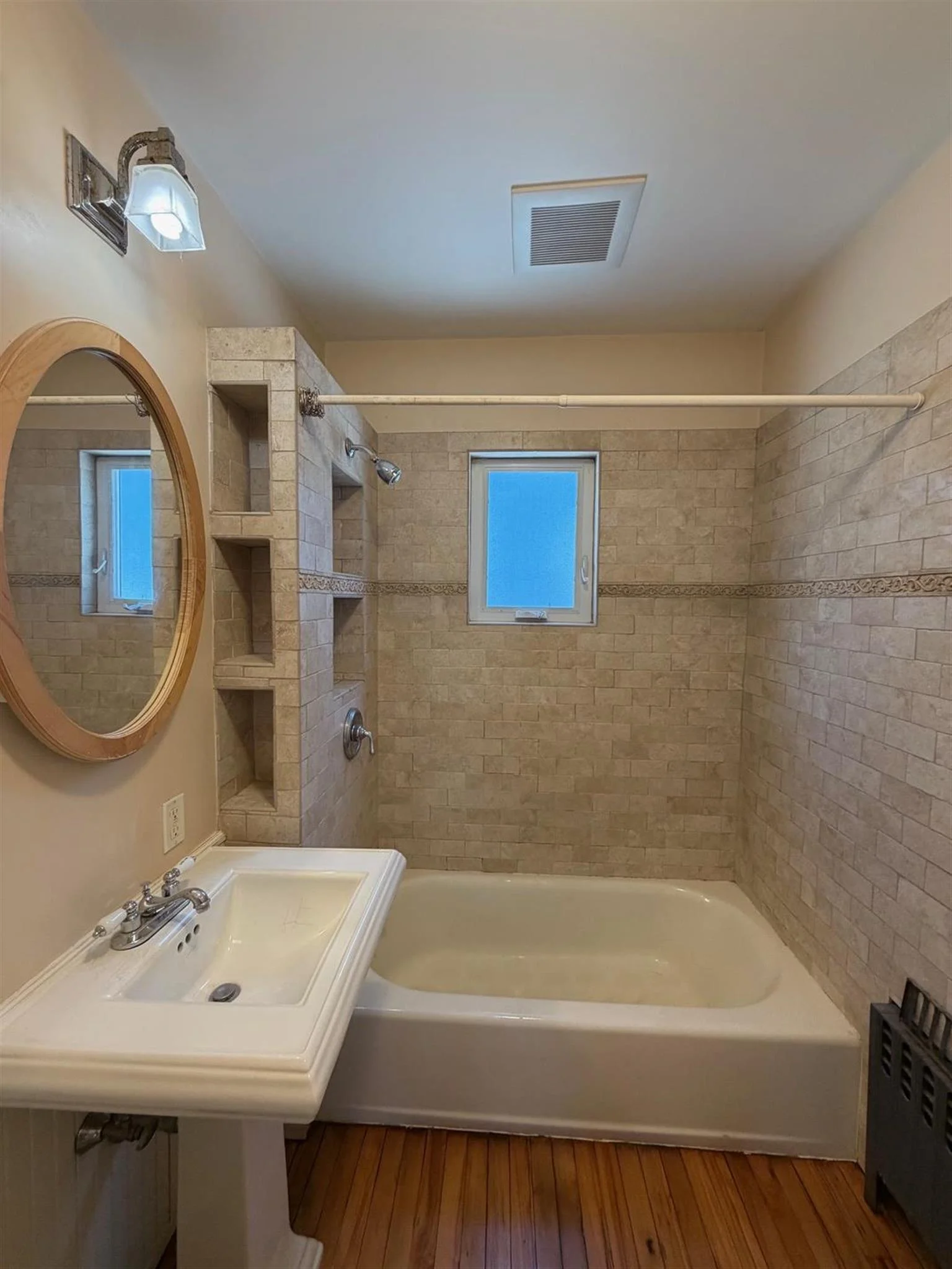 2.5 bed, 1 bath apartment for rent at 67 Fairfax St Unit 1, West Somerville — photo 11 of 16