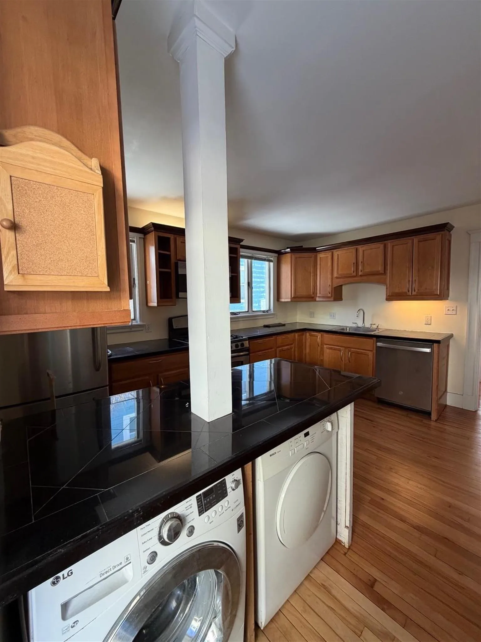 2.5 bed, 1 bath apartment for rent at 67 Fairfax St Unit 67, West Somerville — photo 4 of 20
