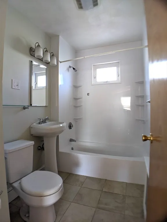 2 bed, 1 bath apartment for rent at 67 First Unit 2, Wellington — photo 2 of 11