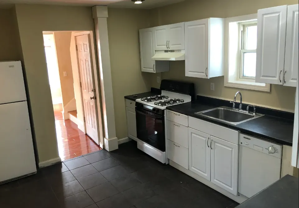 3 bed, 1 bath apartment for rent at 67 Flint St Unit 2a, East Somerville — photo 9 of 20