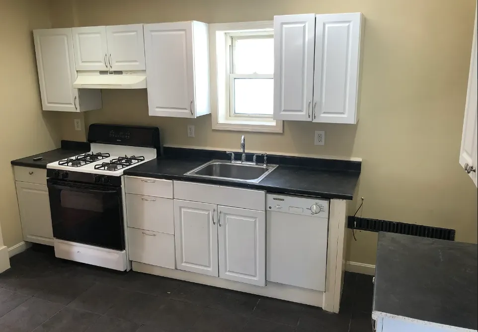 3 bed, 1 bath apartment for rent at 67 Flint St Unit 2a, East Somerville — photo 11 of 20
