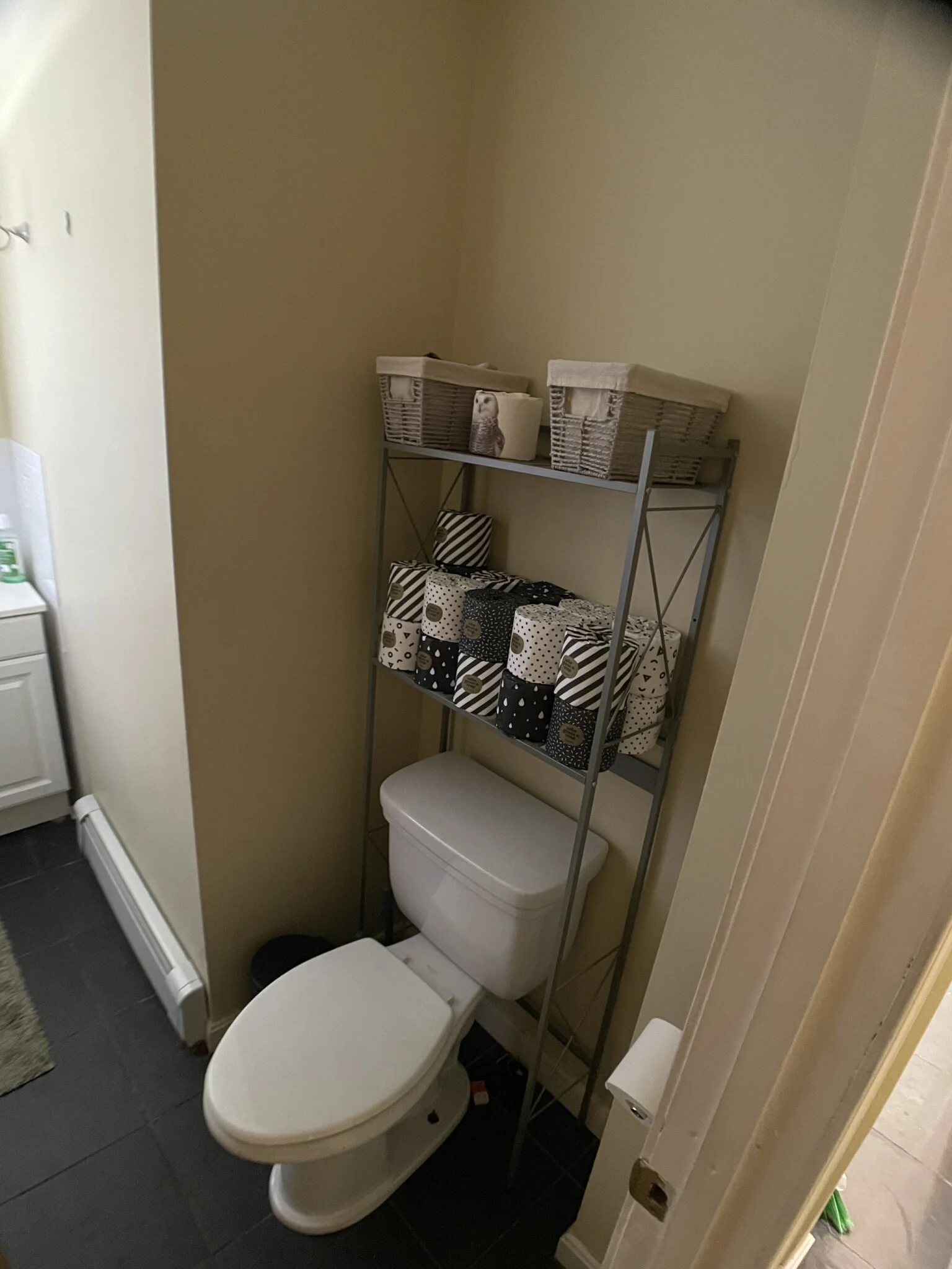 3 bed, 1 bath apartment for rent at 67 Flint St Unit 2a, East Somerville — photo 20 of 20