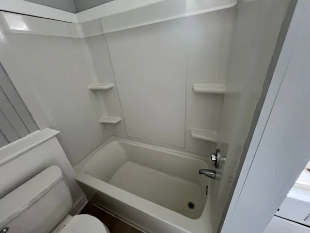 2 bed, 1 bath apartment for rent at 67 Flint St Unit 3R, Fall River — photo 9 of 11