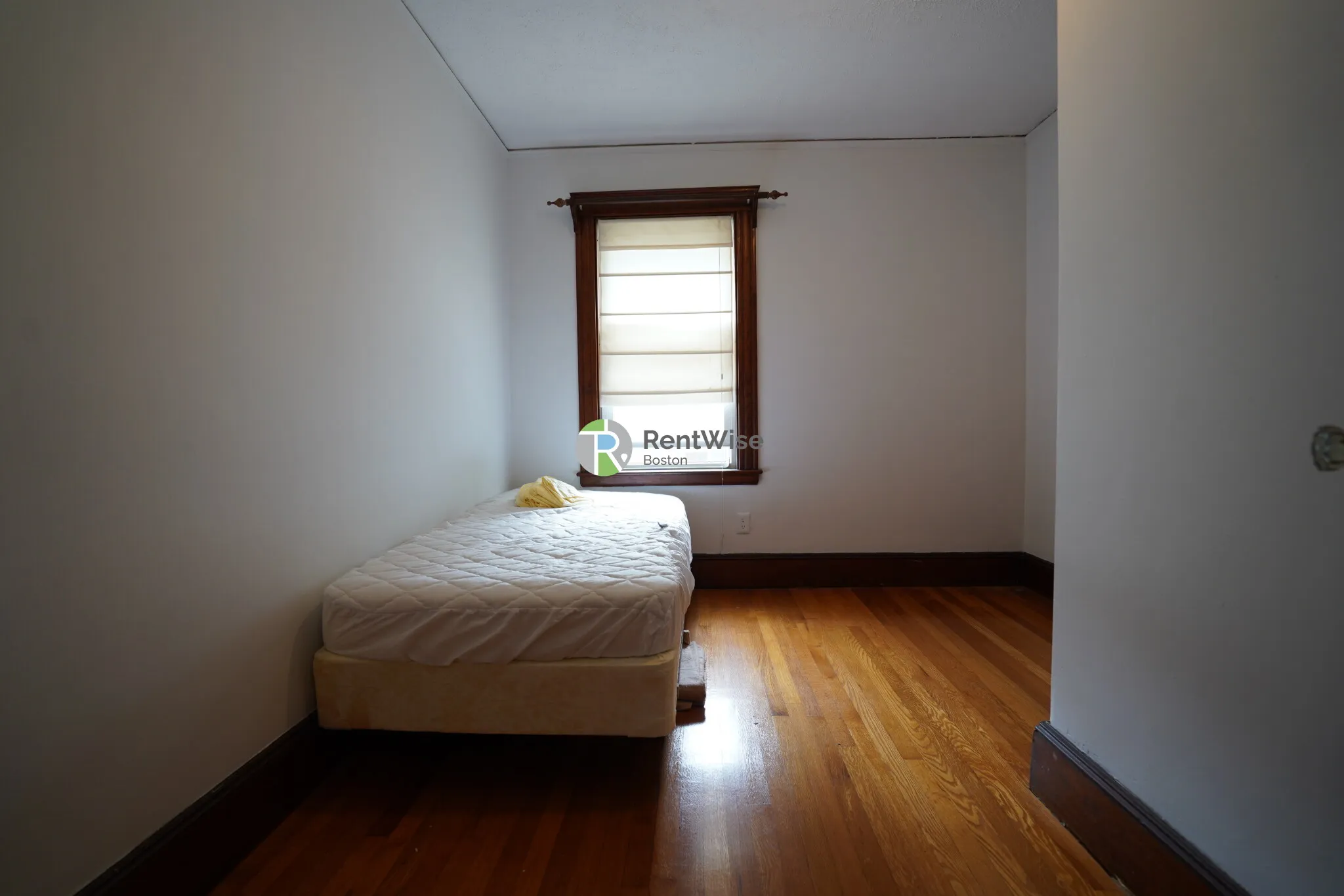 3.5 bed, 1.5 bath apartment for rent at 67 Goodenough St Unit 1, Brighton — photo 15 of 35