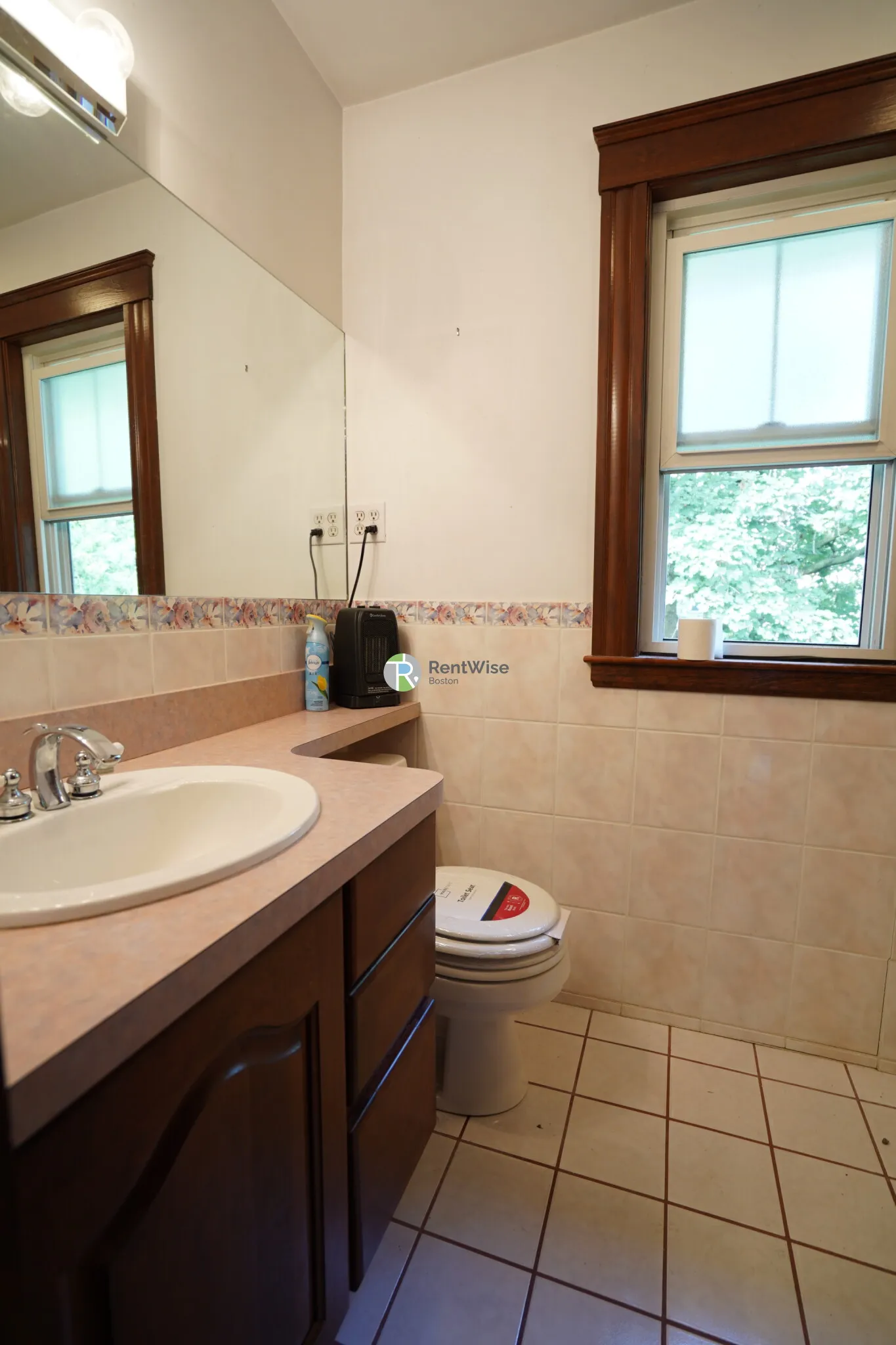 3.5 bed, 1.5 bath apartment for rent at 67 Goodenough St Unit 1, Brighton — photo 23 of 35