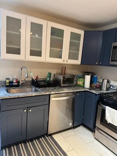 2 bed, 1 bath apartment for rent at 67 Gore St Unit 1R, East Cambridge — photo 8 of 38