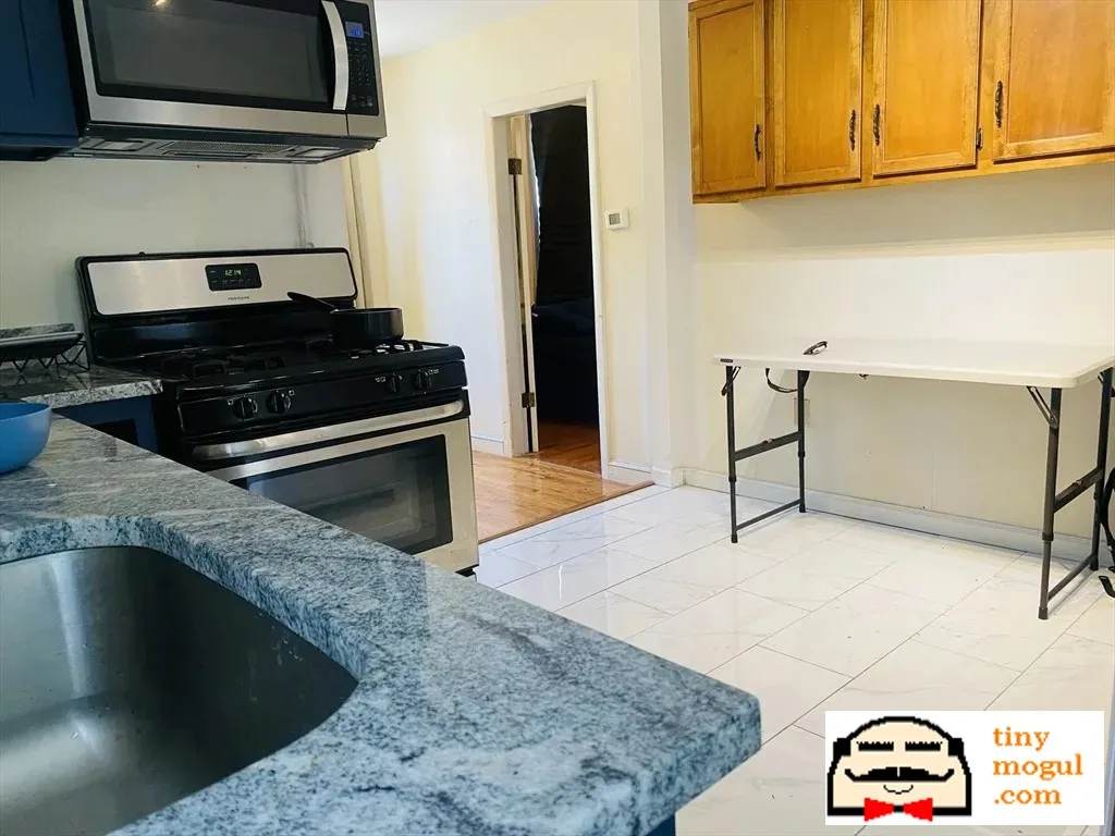 2 bed, 1 bath apartment for rent at 67 Gore St Unit 1R, East Cambridge — photo 11 of 38