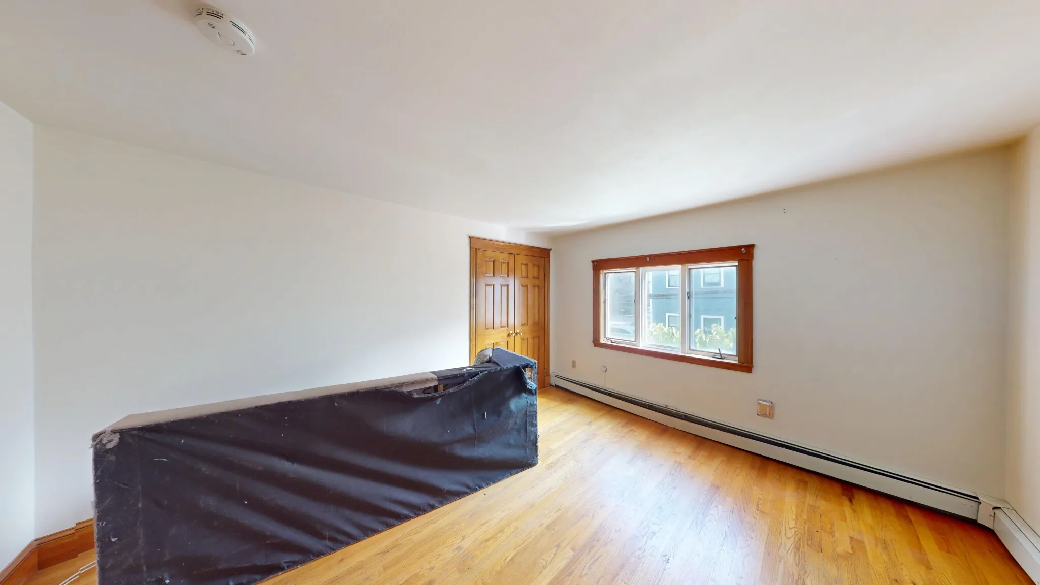 2 split bed, 1 bath apartment for rent at 67 Gore St Unit 2F, East Cambridge — photo 3 of 12