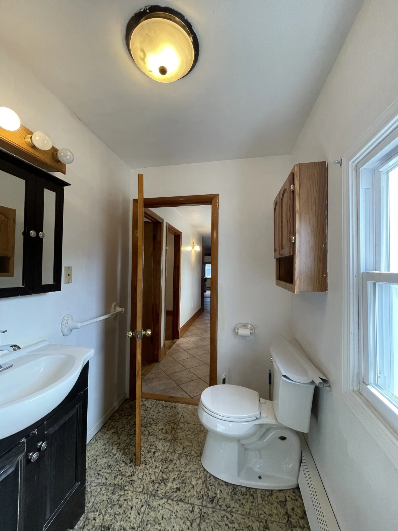 2 split bed, 1 bath apartment for rent at 67 Gore St Unit 2F, East Cambridge — photo 8 of 12