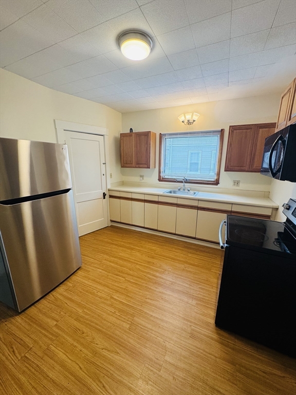 2 bed, 1 bath apartment for rent at 67 Harlow St Unit 1, East Arlington — photo 11 of 19