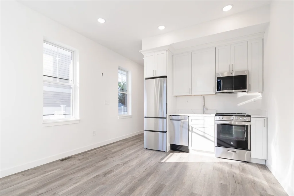 1 bed, 1 bath apartment for rent at 67 Harvest Unit 1, Dorchester — photo 3 of 11