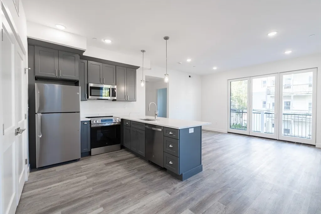 2 bed, 1 bath apartment for rent at 67 Harvest Unit 6, Dorchester — photo 2 of 13