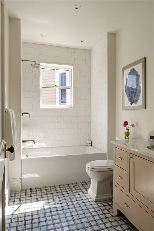 6 bed, 4+ bath apartment for rent at 67 Inman St, Mid Cambridge — photo 14 of 27