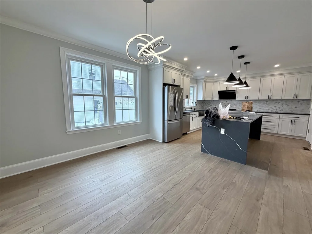 2 bed, 1 bath apartment for rent at 67 Jewett St Unit 1, Newton — photo 10 of 27