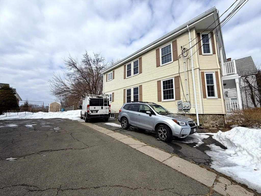 2 bed, 1 bath apartment for rent at 67 Jewett St Unit 1, Newton — photo 26 of 27