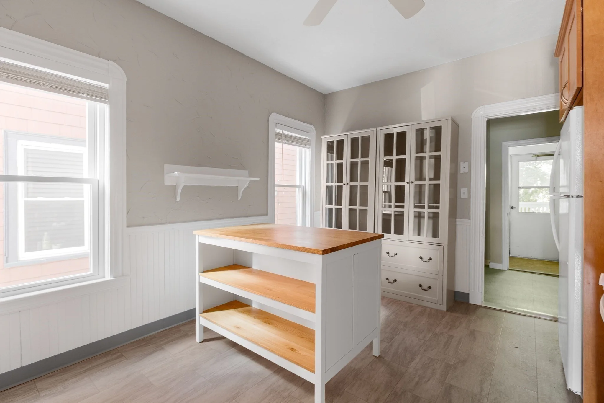 2 bed, 1 bath apartment for rent at 67 Lexington Ave Unit 1, Davis Square — photo 6 of 13