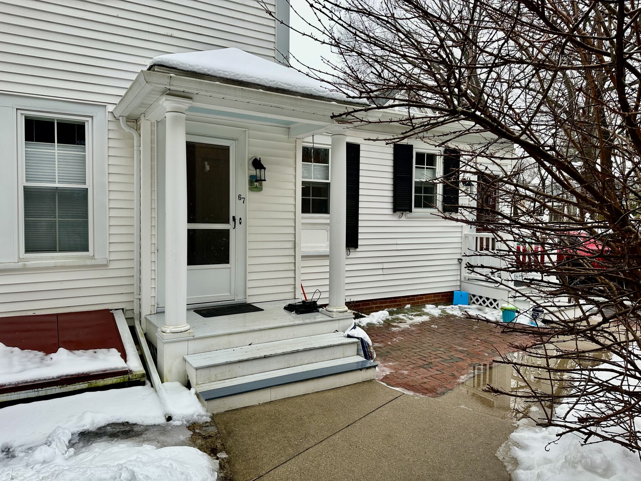 2 bed, 1 bath apartment for rent at 67 Maple St Unit 67, Needham — photo 37 of 38