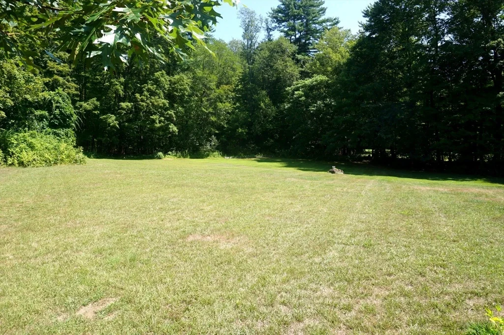2 bed, 1 bath apartment for rent at 67 Mill St Unit B, Pepperell — photo 8 of 28