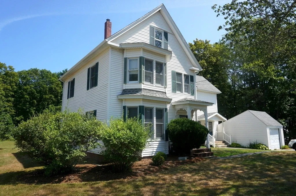 2 bed, 1 bath apartment for rent at 67 Mill St Unit B, Pepperell — photo 1 of 28