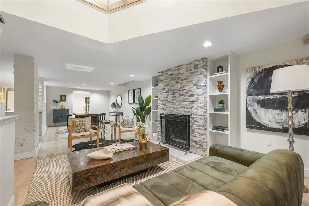 3 bed, 2 bath apartment for rent at 67 Montgomery St Unit 1, South End — photo 6 of 18