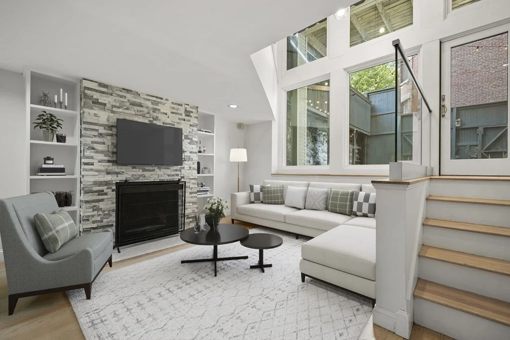 3 bed, 2 bath apartment for rent at 67 Montgomery St Unit 67, South End — photo 1 of 22