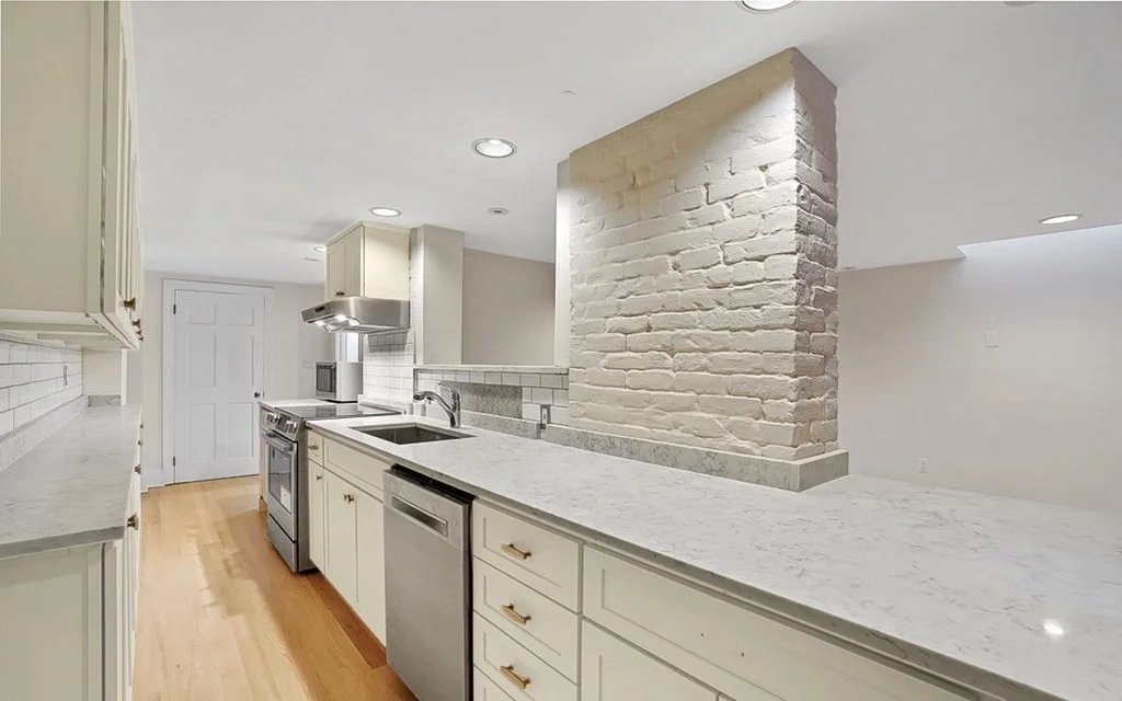 3 bed, 2 bath apartment for rent at 67 Montgomery St Unit 67, South End — photo 6 of 22
