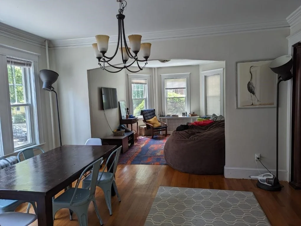 3 bed, 1 bath apartment for rent at 67 Moraine Unit 1, Jamaica Plain — photo 1 of 4