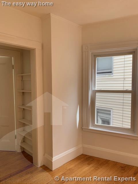 4 bed, 2 bath apartment for rent at 67 Mt Vernon St, Porter Square — photo 8 of 24
