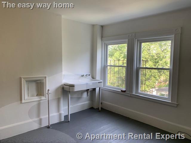 4 bed, 2 bath apartment for rent at 67 Mt Vernon St, Porter Square — photo 16 of 24