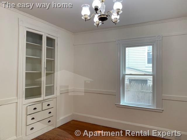 4 bed, 2 bath apartment for rent at 67 Mt Vernon St, Porter Square — photo 4 of 24