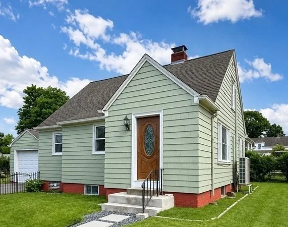 2 bed, 1 bath apartment for rent at 67 Mulberry St, Attleboro