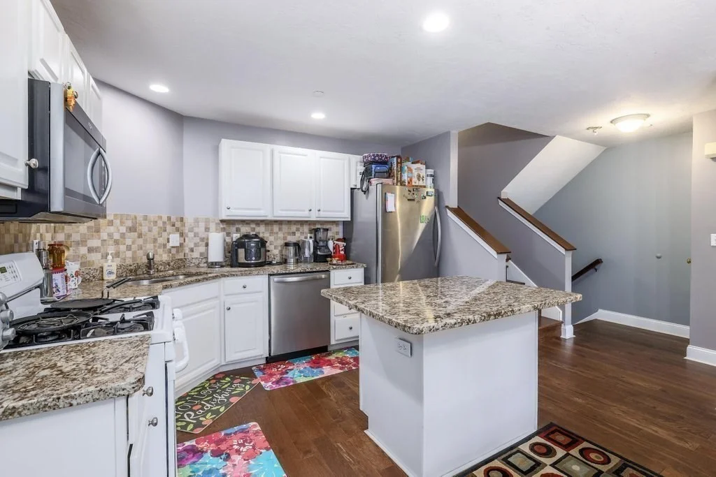 2 bed, 2 bath apartment for rent at 67 N Quinsigamond Ave Unit 20, Shrewsbury — photo 9 of 27