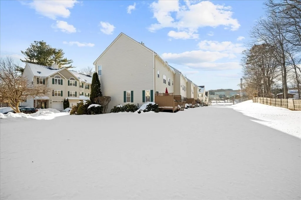 2 bed, 2 bath apartment for rent at 67 N Quinsigamond Ave Unit 23, Shrewsbury — photo 32 of 33