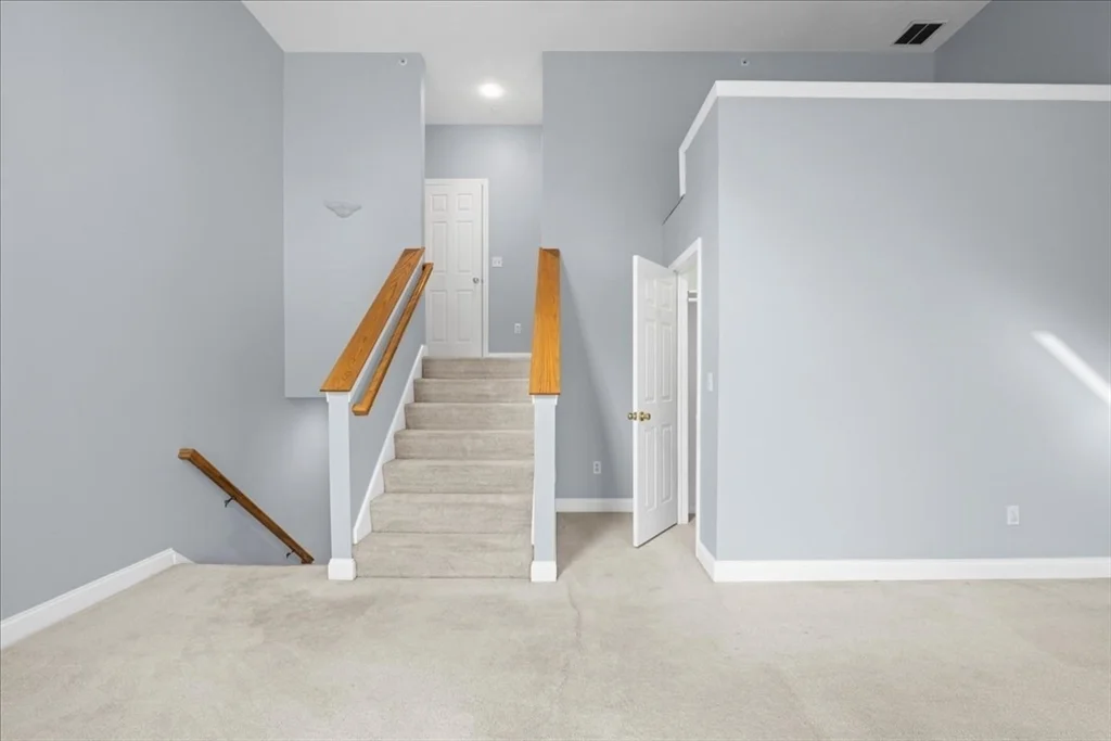 2 bed, 2 bath apartment for rent at 67 N Quinsigamond Ave Unit 23, Shrewsbury — photo 17 of 33