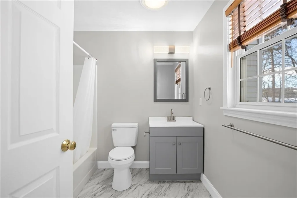 2 bed, 2 bath apartment for rent at 67 N Quinsigamond Ave Unit 23, Shrewsbury — photo 14 of 33
