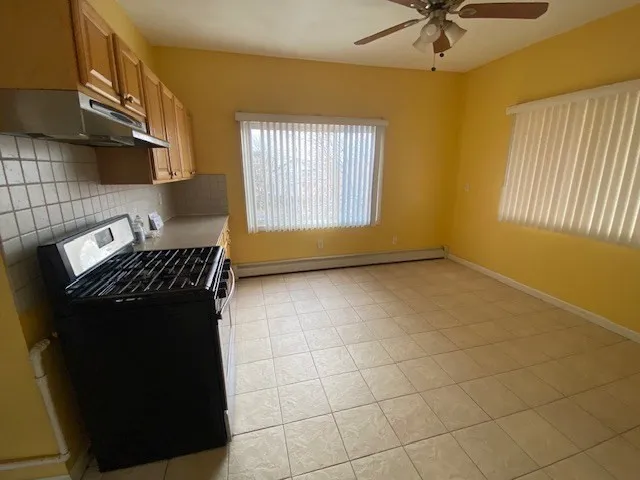 3 bed, 1 bath apartment for rent at 67 Nichols St Unit 3, Everett — photo 3 of 16
