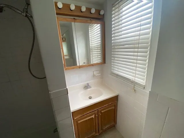 3 bed, 1 bath apartment for rent at 67 Nichols St Unit 3, Everett — photo 13 of 16