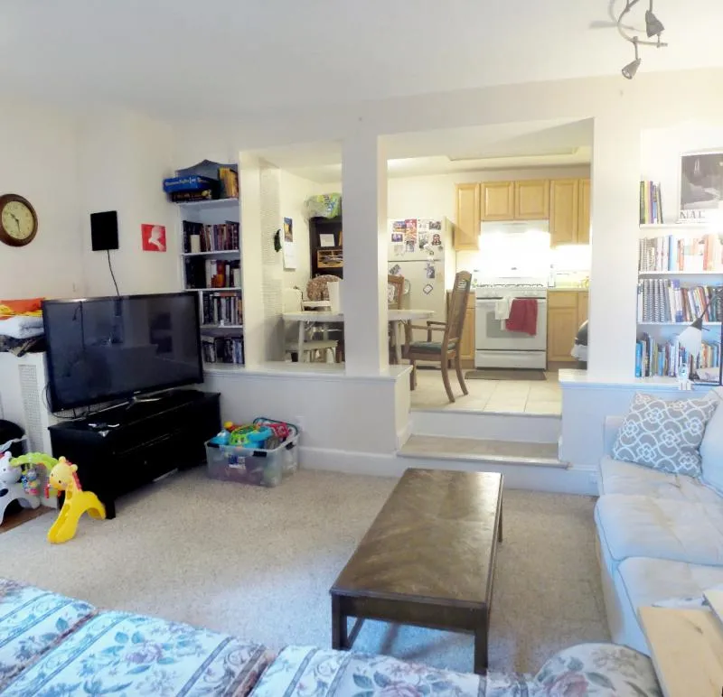 1 bed, 1 bath apartment for rent at 67 Nottinghill Rd Unit 8, Brighton — photo 3 of 23