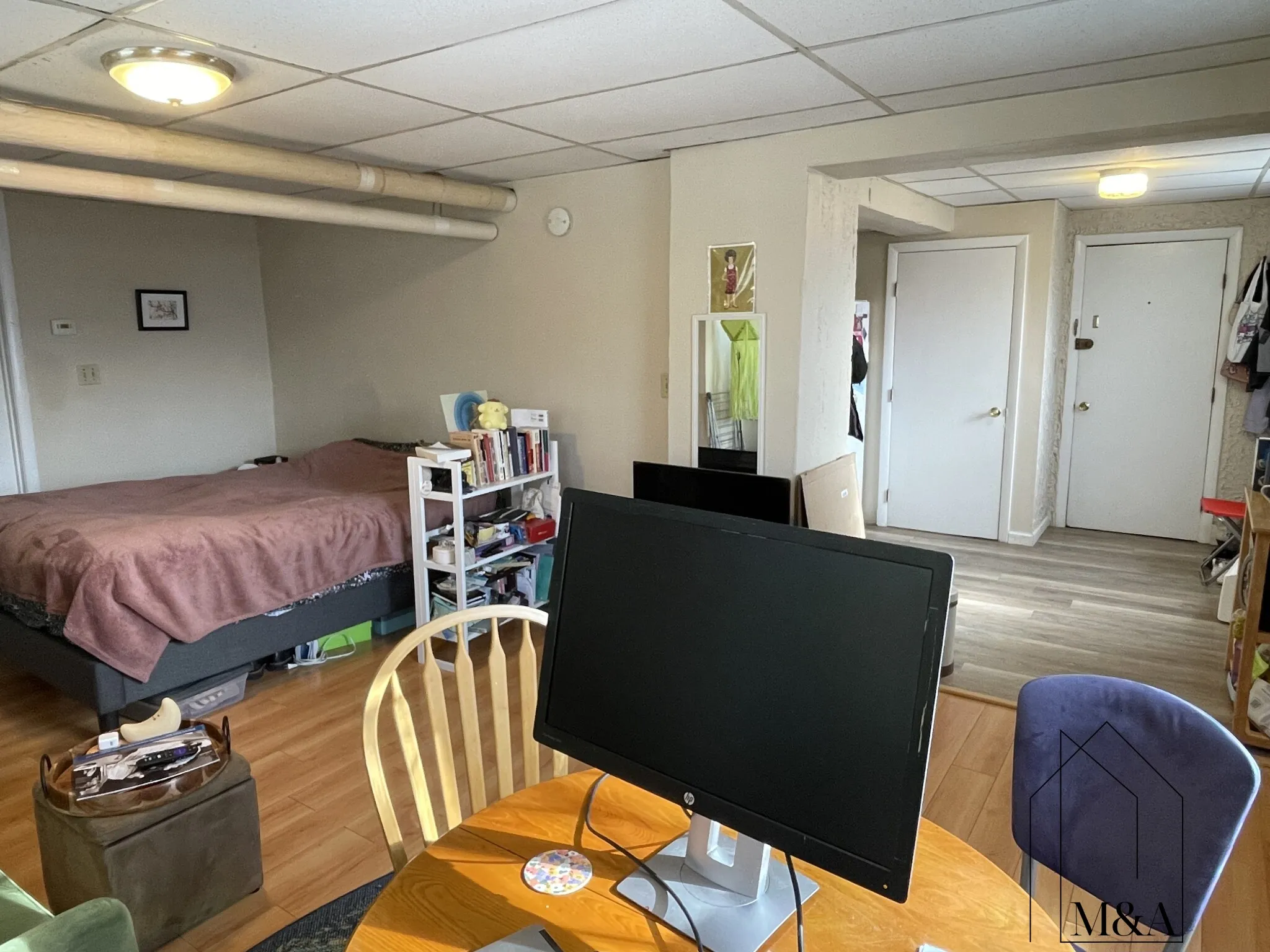 Studio bed, 1 bath apartment for rent at 67 Nottinghill Rd Unit B, Brighton — photo 2 of 12