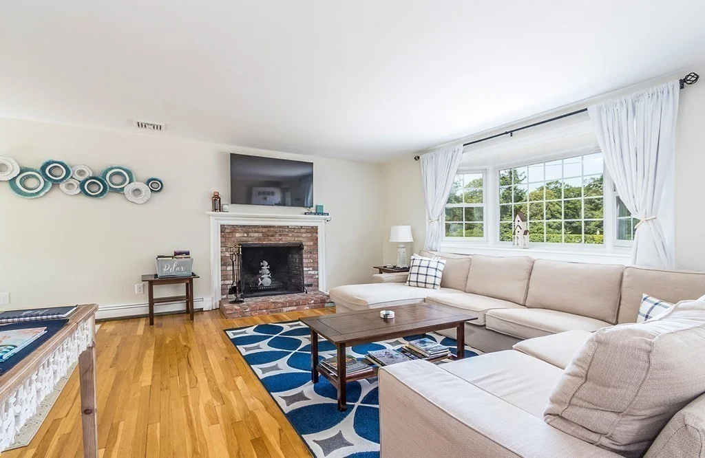 3 bed, 2 bath apartment for rent at 67 Old Post Rd Unit 67, Centerville — photo 3 of 11