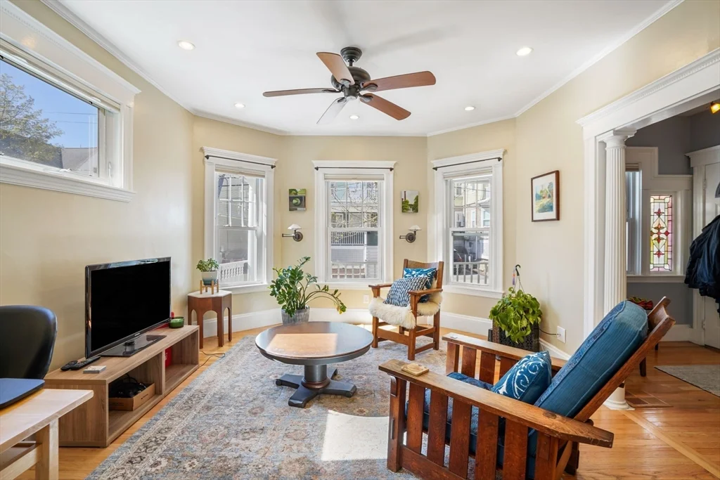 2 bed, 2 bath apartment for rent at 67 Ossipee Rd Unit 1, Teele Square — photo 4 of 24