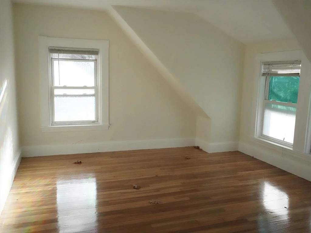 5 bed, 2 bath apartment for rent at 67 Pearl St Unit 2, Newton — photo 31 of 31