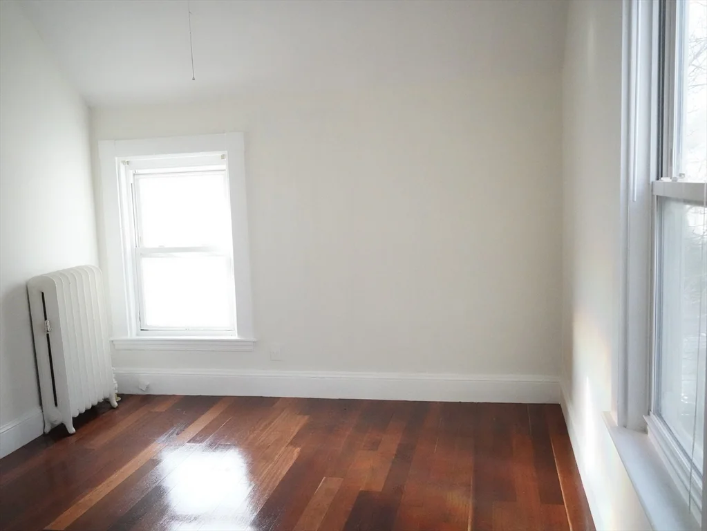 5 bed, 2 bath apartment for rent at 67 Pearl St Unit 2, Newton — photo 26 of 31