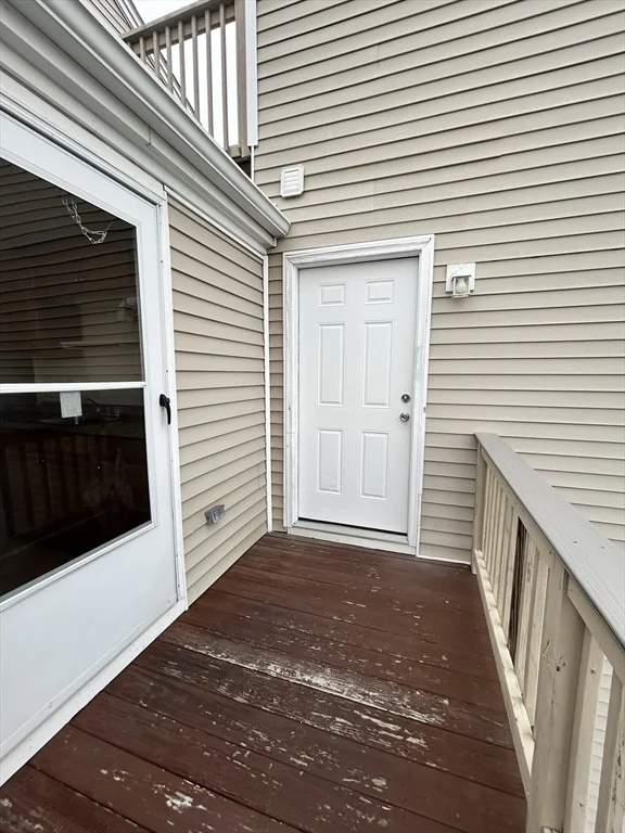 2 bed, 1 bath apartment for rent at 67 Pleasant St Unit 4, Columbian Square — photo 11 of 12