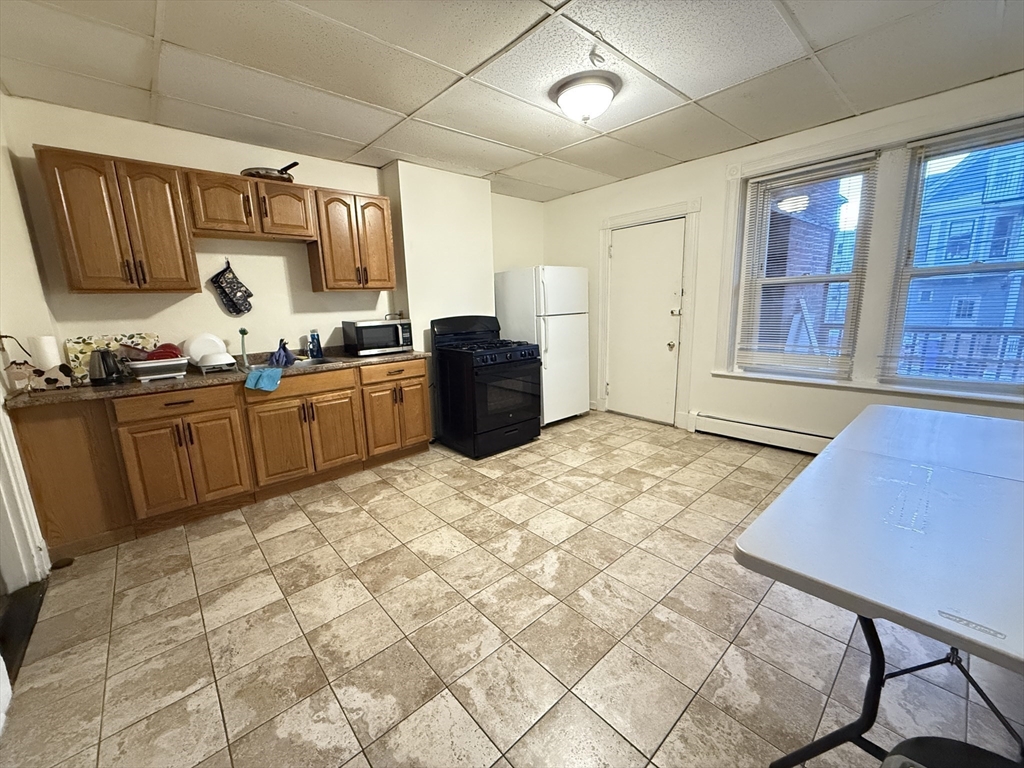 4 bed, 1 bath apartment for rent at 67 Pontiac St , Unit 2, Boston