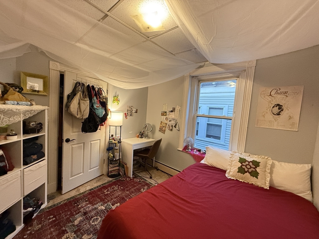 4 bed, 1 bath apartment for rent at 67 Pontiac St , Unit 3, Mission Hill — photo 4 of 10